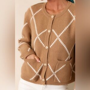 Women's Tan Sweater with White Pattern Size Small